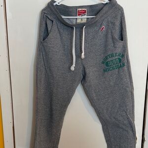 Tailored Sportsman Women's Gray Northern Michigan Jogger Pants